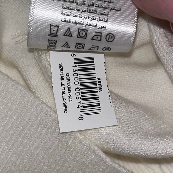 BCBGMAXAZRIA Astria Off Shoulder Sweater Gardenia White Size Small NWT - Picture 3 of 5